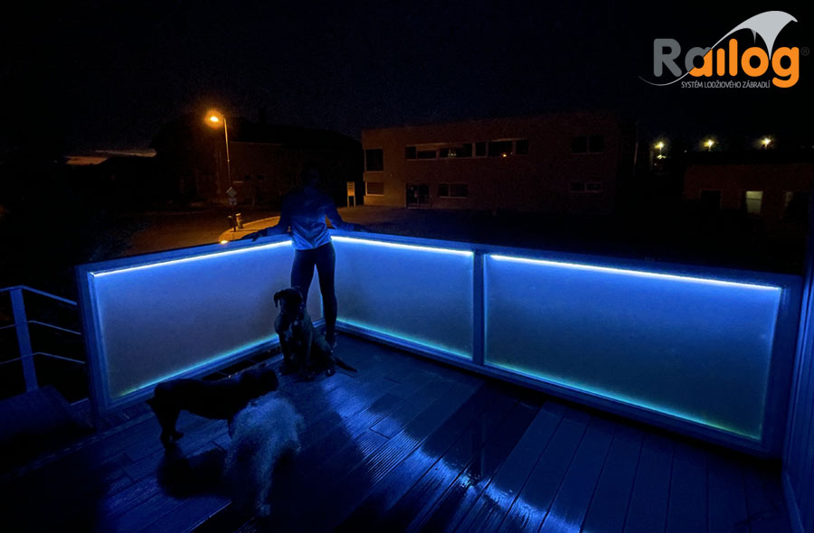 Hliníkové zábradlí Railog® s LED podsvícením